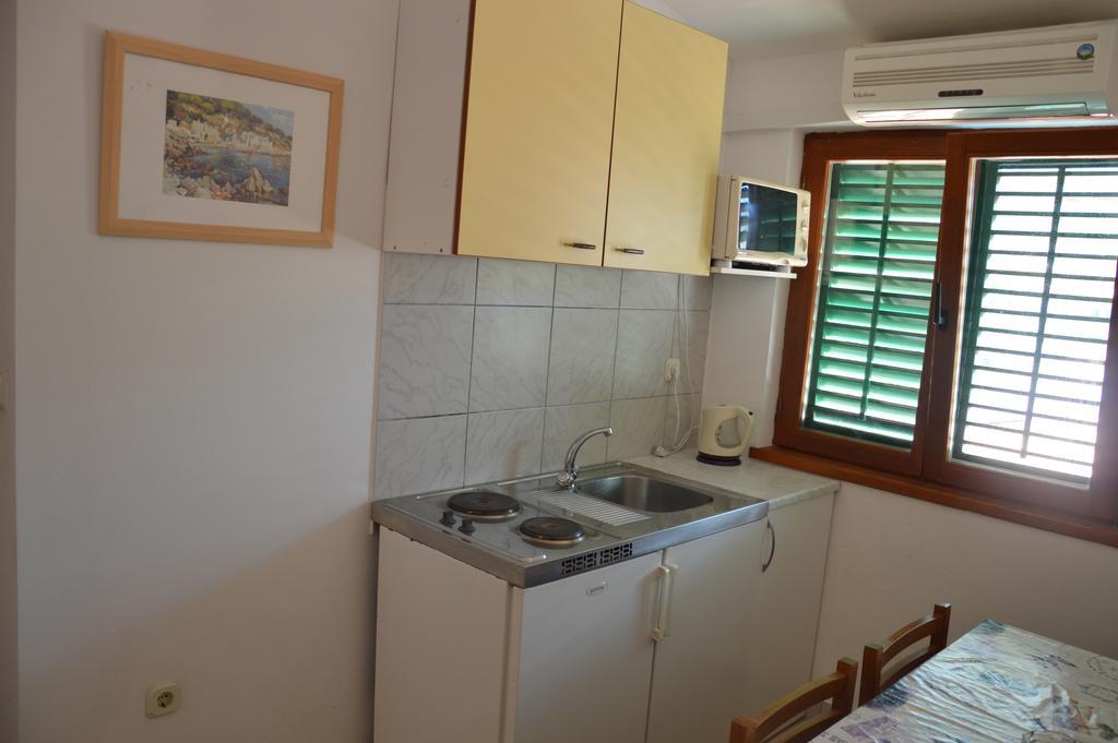 Apartmani Roko Drvenik  Exterior photo